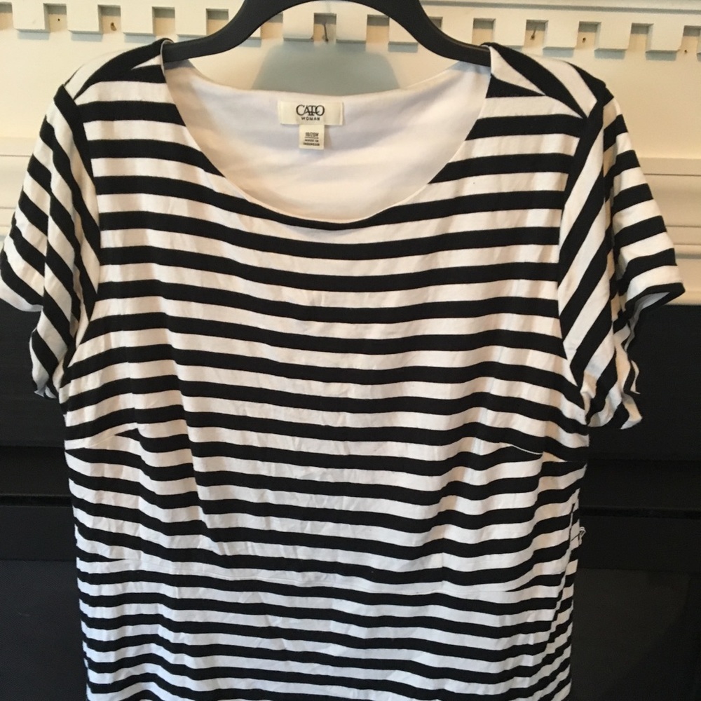 Cato Woman Black White Stripe Top 18/20W plus-size